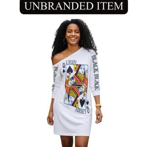 White Queen Poker Print Off Shoulder Long Sleeve Lounge Dress or Shirt, NIP